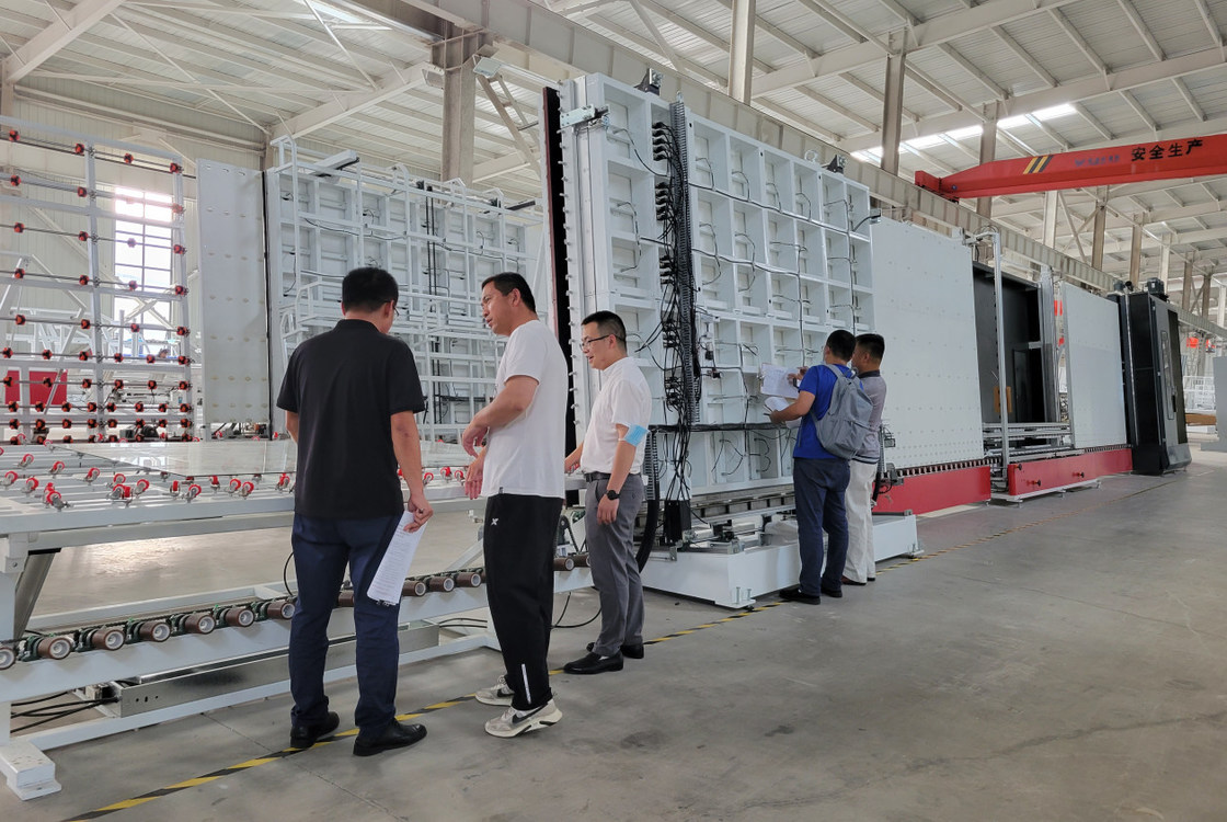 Αυτόματη τεράστια μονωμένη μέγεθος γραμμή παραγωγής γυαλιού με την πλήρωση αερίου αργού