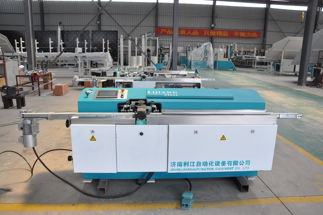 Ισχυρή καυτή βουτυλική μηχανή λειωμένων μετάλλων/βουτυλική μηχανή εξωθητών για τη γραμμή παραγωγής προσβολής