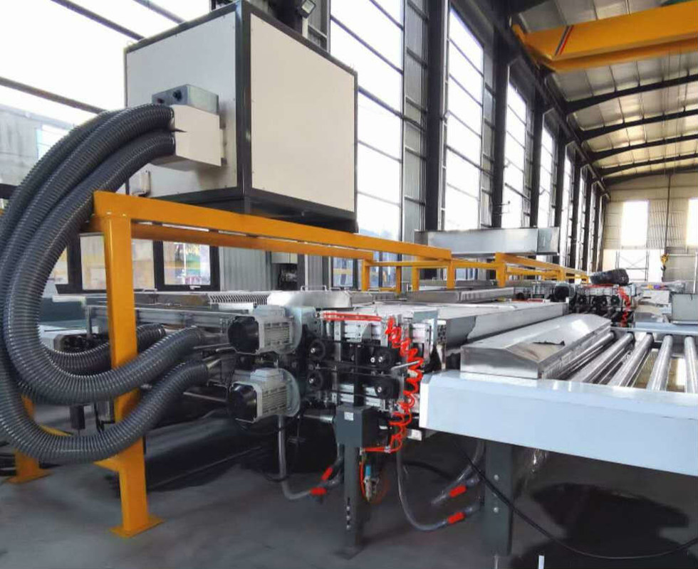 Καυτός πωλήστε την οριζόντια μηχανή πλύσης γυαλιού και για το γυαλί χαμηλός-ε