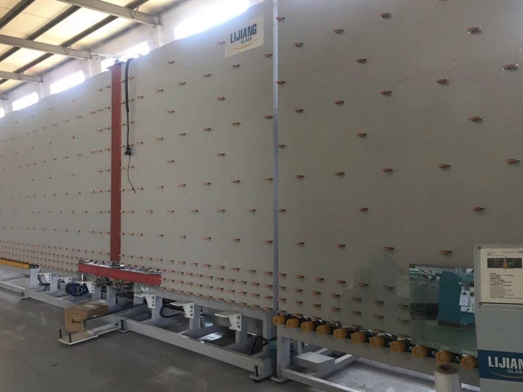 Αυτόματη χαμηλή αλέθοντας μηχανή ακρών ταινιών γυαλιού Ε για τη διαγραφή της χαμηλής ταινίας Ε