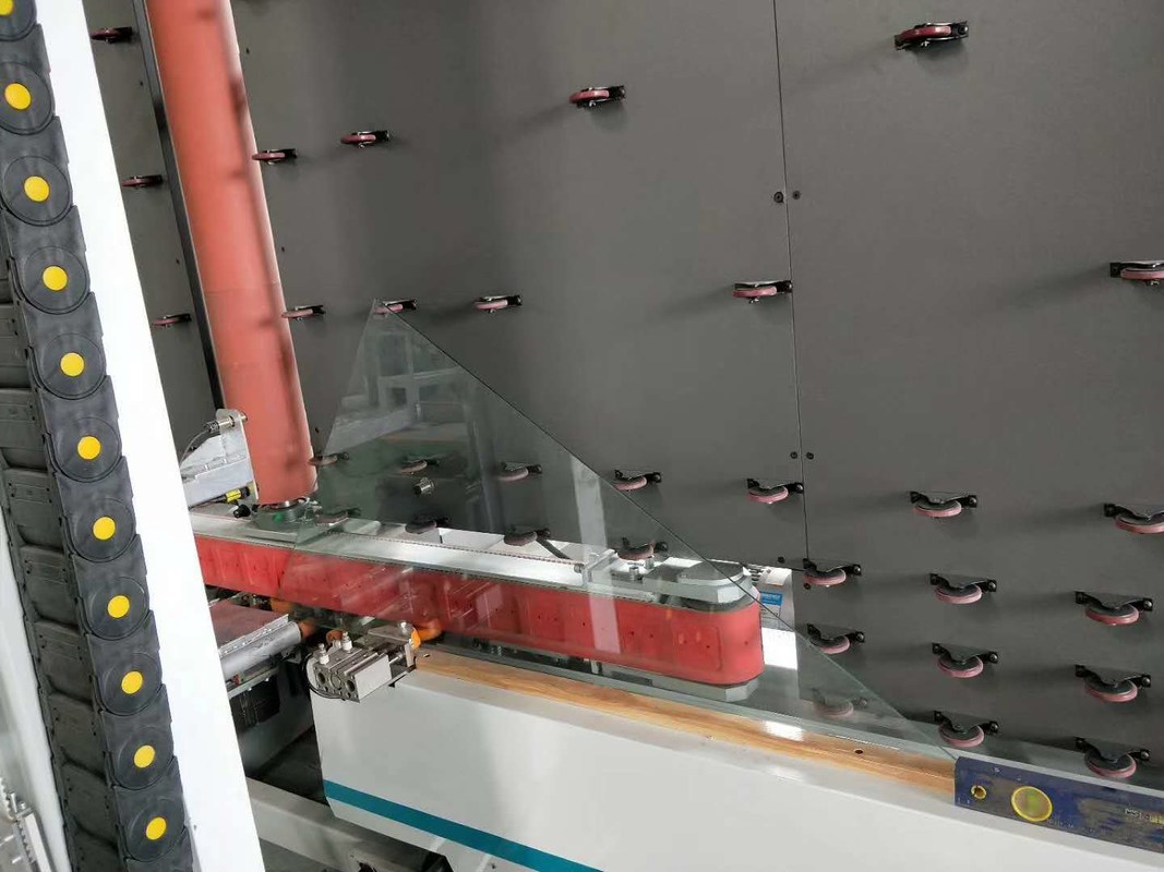 Αυτόματη χαμηλή αλέθοντας μηχανή ακρών ταινιών γυαλιού Ε για τη διαγραφή της χαμηλής ταινίας Ε