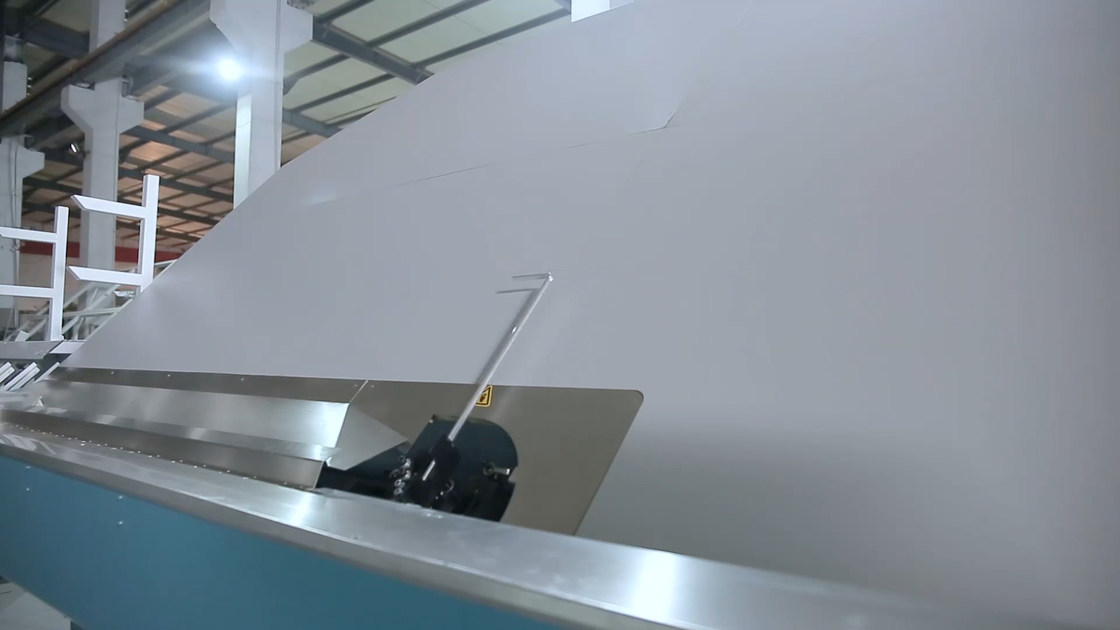 Μονώνοντας συσκευή IG Proc γυαλιού μηχανών φραγμών πλήκτρων διαστήματος αργιλίου μηχανών εξοπλισμού κοπής και κάμψης φραγμών πλαισίων αργιλίου