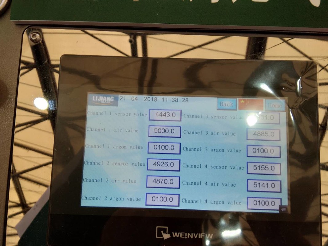 Χειρωνακτική μηχανή πλήρωσης αερίου αργού με την οθόνη αφής για την κατασκευή του γυαλιού διπλής τοποθέτησης υαλοπινάκων