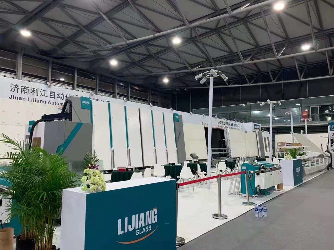 Βερνικωμένο διπλάσιο τεράστιο μέγεθος 3300*7000mm γραμμών παραγωγής γυαλιού μόνωσης